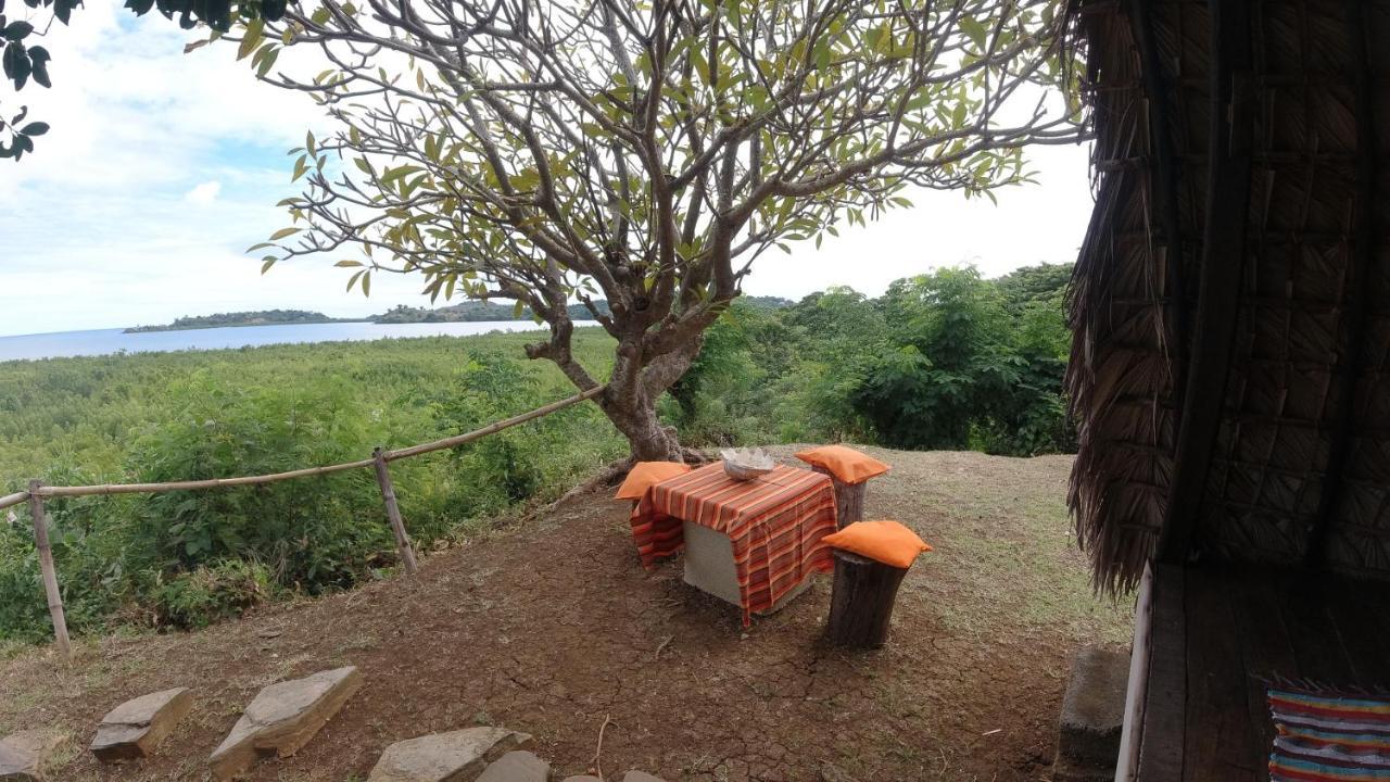 Corto Novo Maison D'Hotes-Camping Nosy-Be Exterior foto